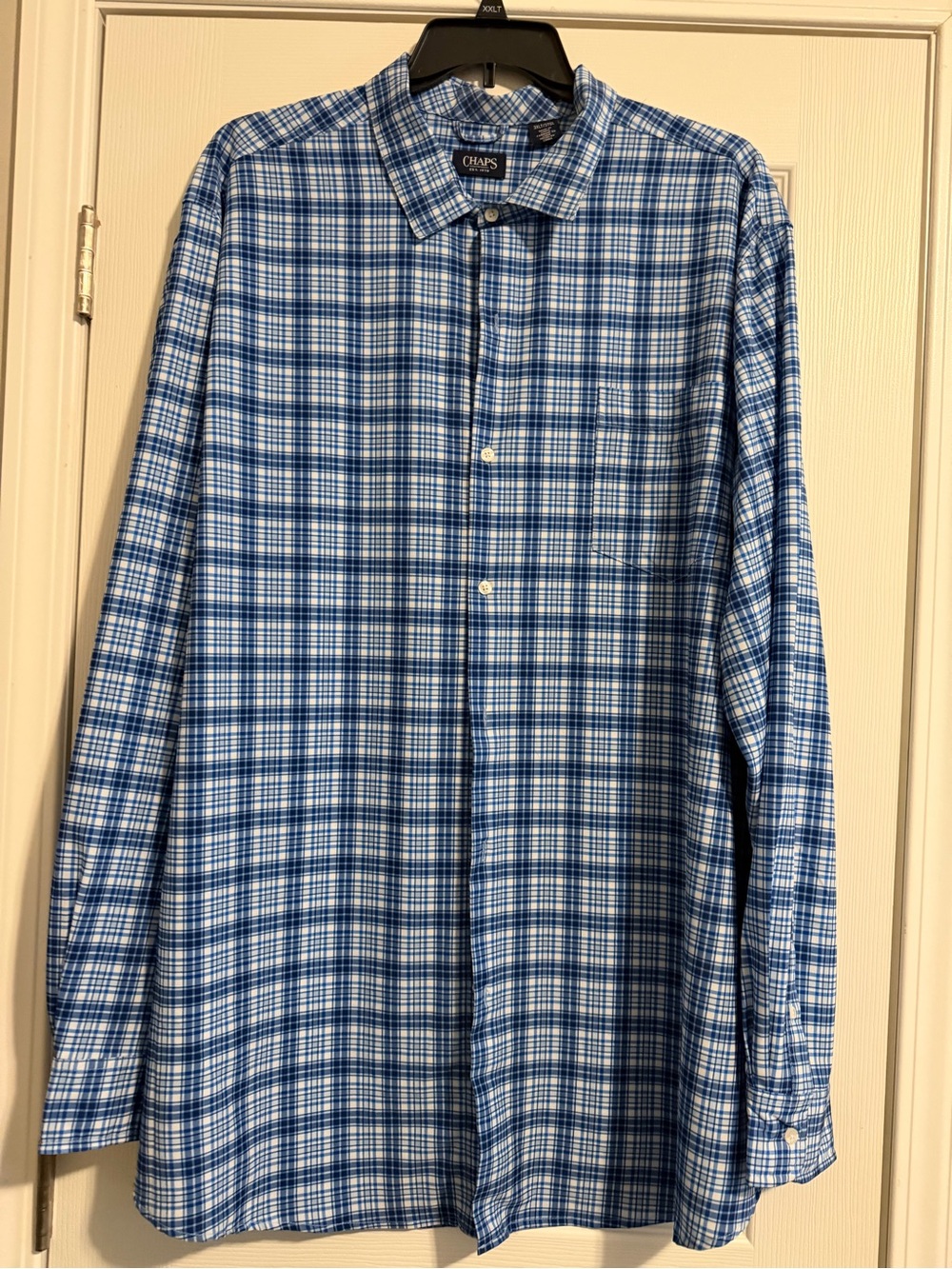 Chaps Men’s Blue and White Plaid Button-Down Shirt